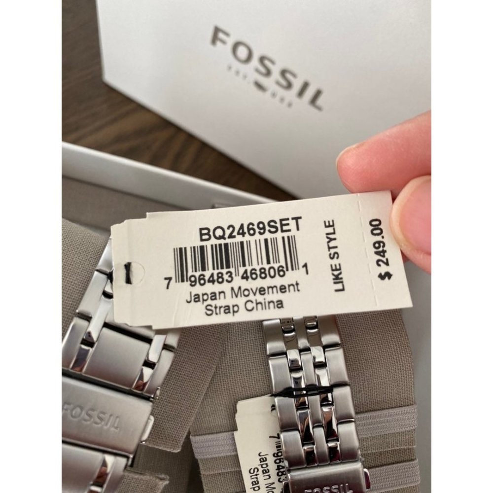 Fossil Couple Watches Gift Set - Picture 5 of 8
